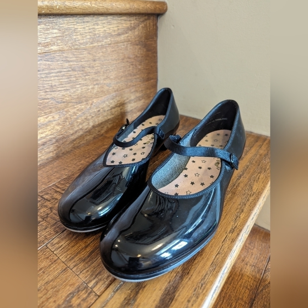 Capezio Tap Dance Shoes Mary Jane style black patent leather shoes women's Sz 8